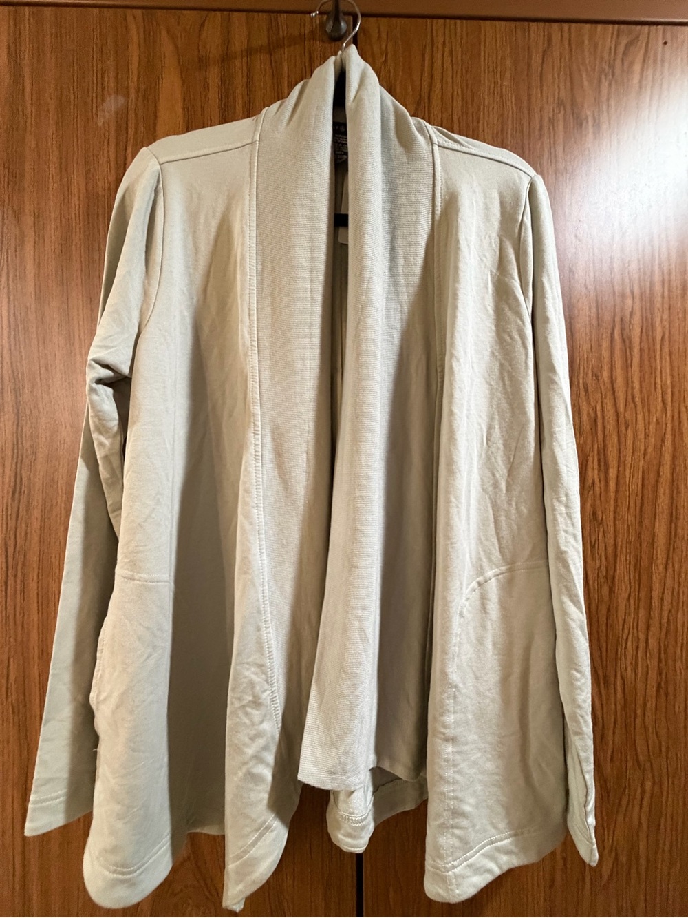 NWT max & Mia Women's Light olive Open Drape cardigan